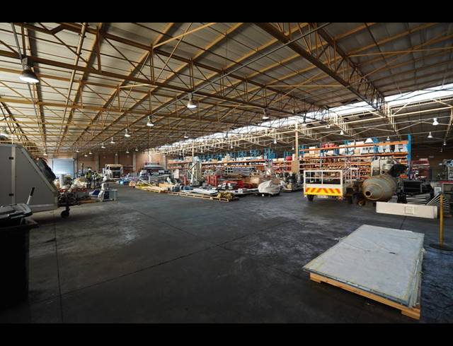 5,358M² WAREHOUSE TO LET IN LASER PARK